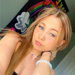 Meet your Posher, Paije